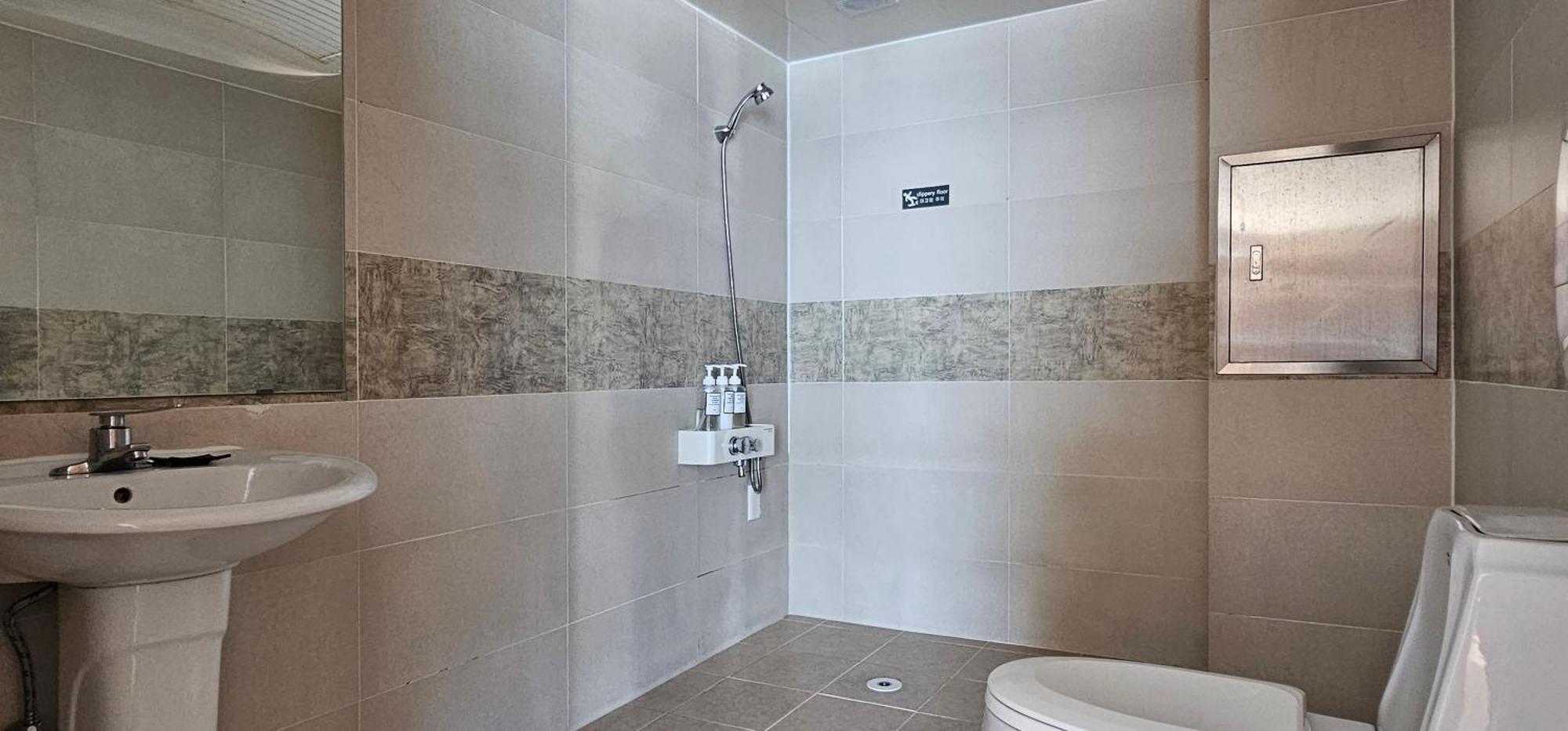 Hansan Hotel Tongyeong Bagian luar foto